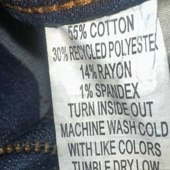 Indigo Rein Women's Distressed Cuffed Ankle Blue Jeans Mid Rise Size 30 Waist - Picture 3 of 4